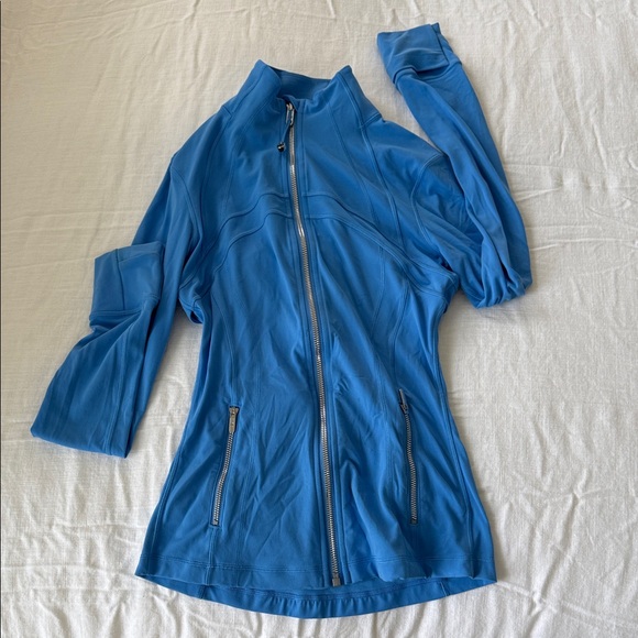 lululemon athletica Blue Ski & Snow Jacket - Picture 1 of 5